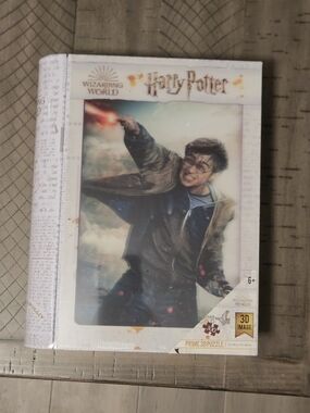 Harry Potter Wizarding World 3D Puzzle - Harry Casting Spell (Blue, White)